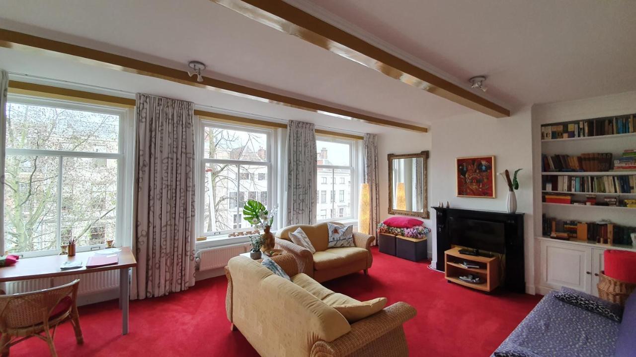 Large Historical Apartment & Canal Terrace Utrecht Bagian luar foto